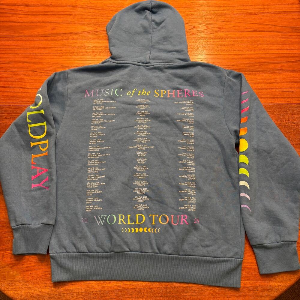 Cold Play Music of the Spheres World Tour 2025 Blue Sweatshirt size small